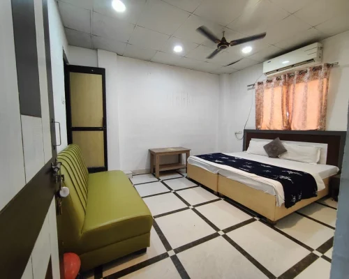 113ee1f9-2592-45ba-8dbd-20c18893f11c