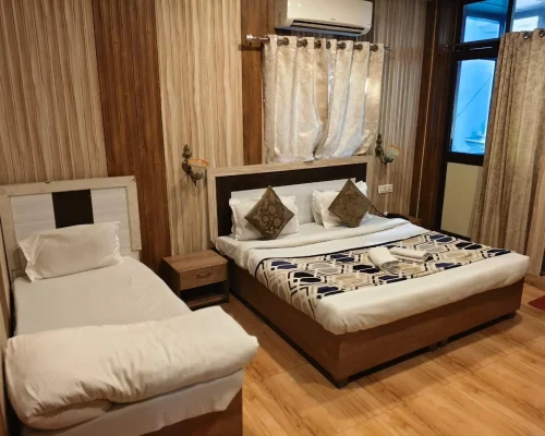 faa81b1c-40f9-425d-99b8-ae5519e704b9